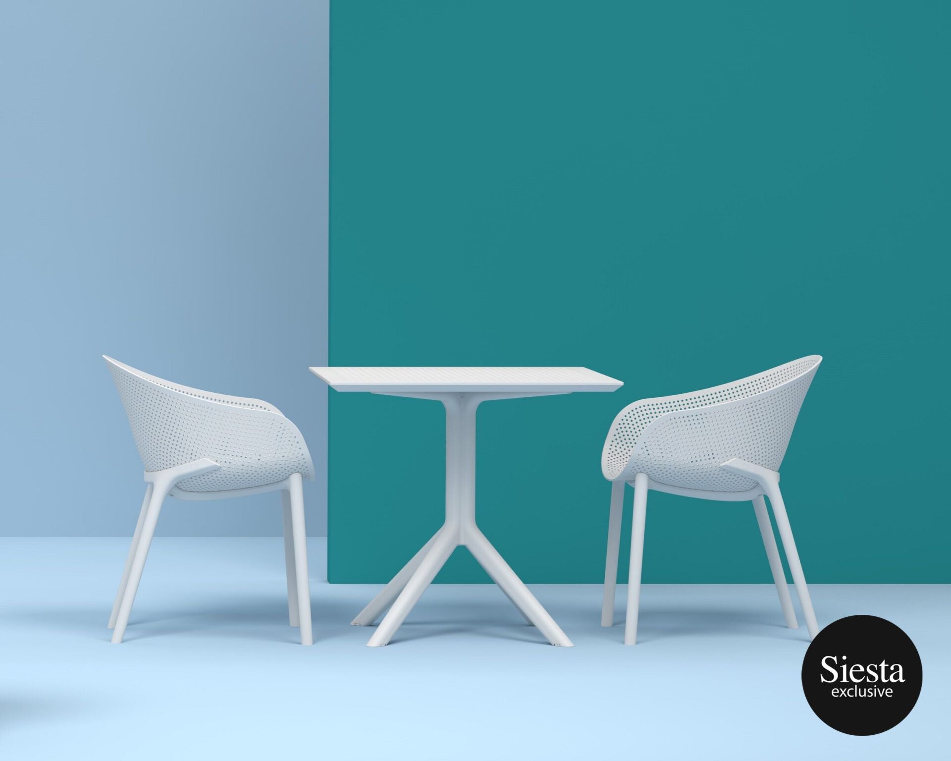 Sky 3 Piece Chat Table Setting