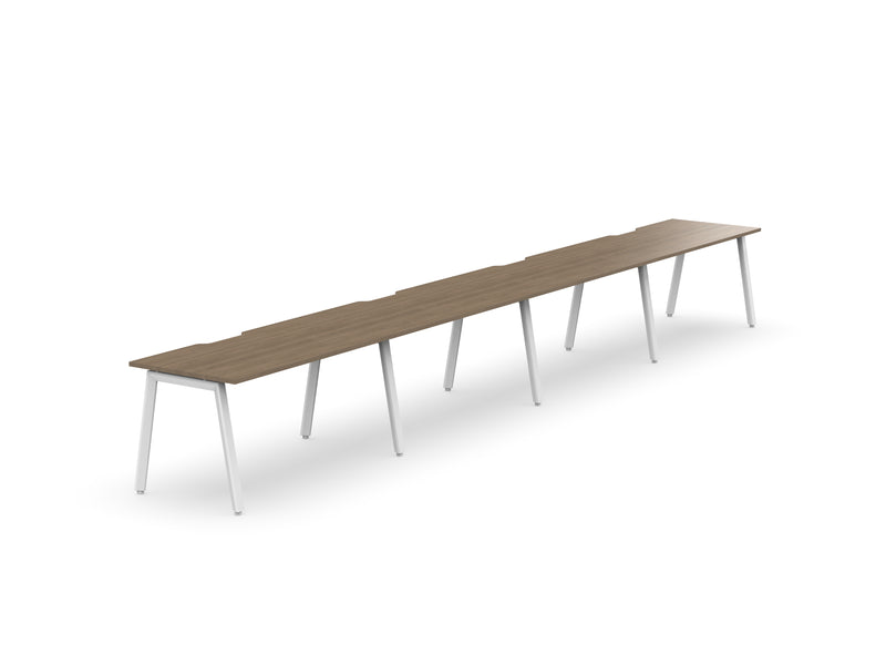 Daytona 4 Person Single Sided Workstation - Without Screen