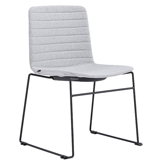 Mia Breakout Chair