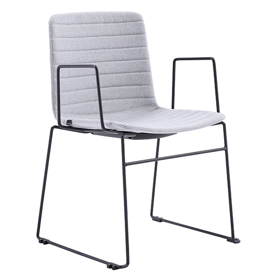 Mia Breakout Chair