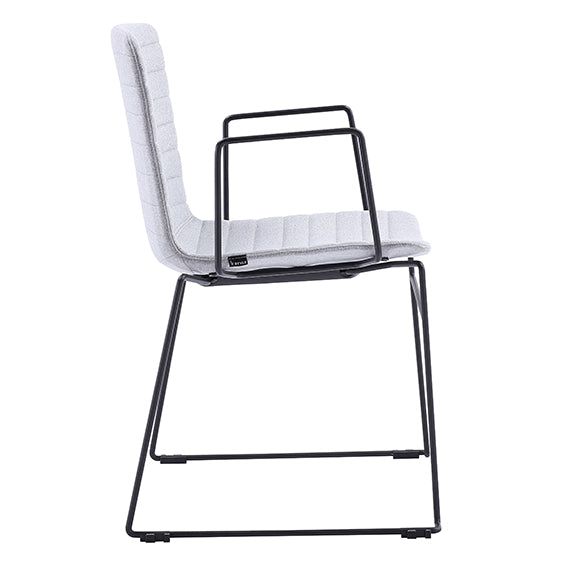 Mia Breakout Chair