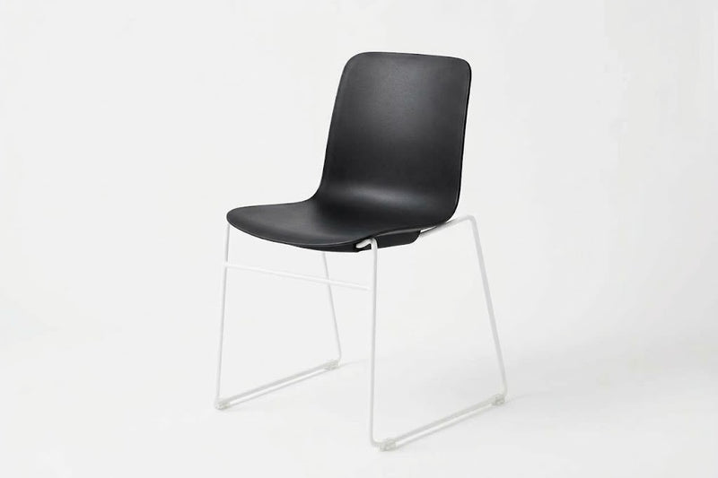 Rova Sled Visitor Chair
