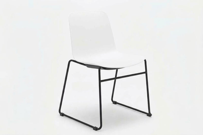 Rova Sled Visitor Chair
