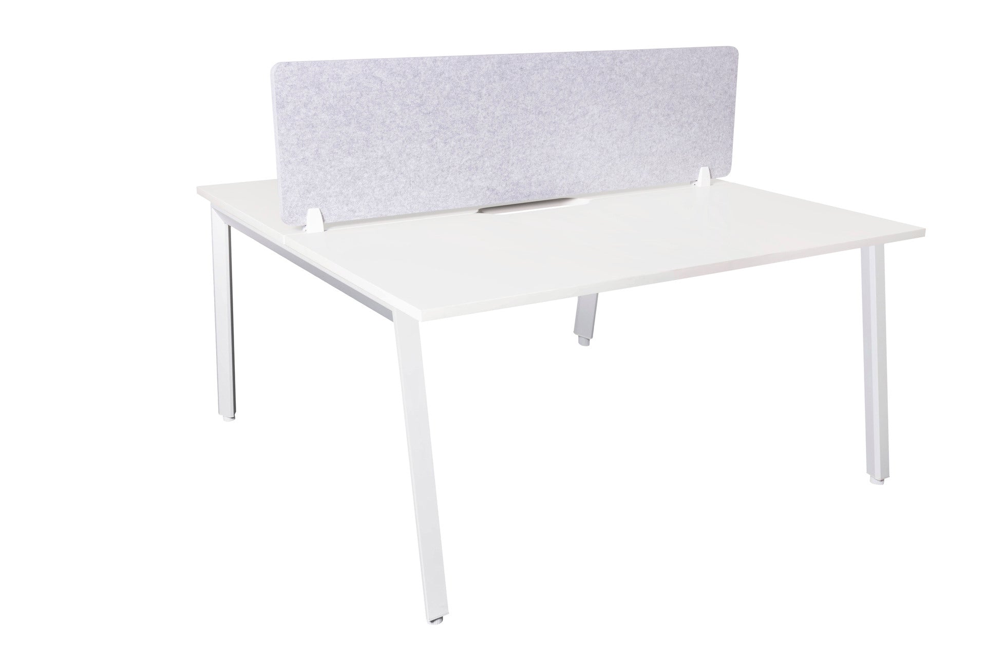 Daytona 2 Person Double Sided Workstation - With Screen