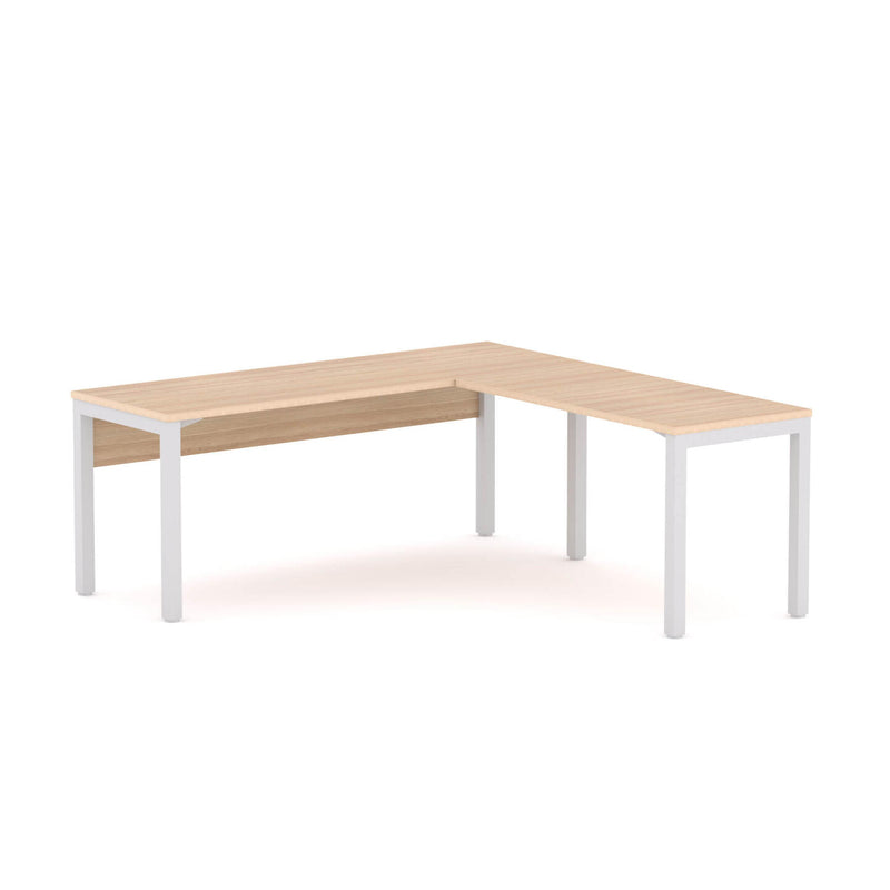 Axis Straight Workstation with Return and Modesty